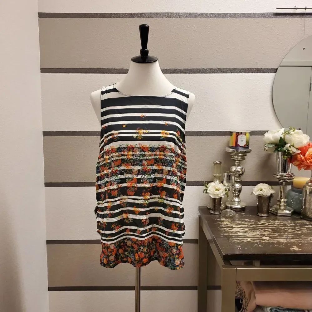 Forever 21-NWT Striped/Floral Tank Top Sz L